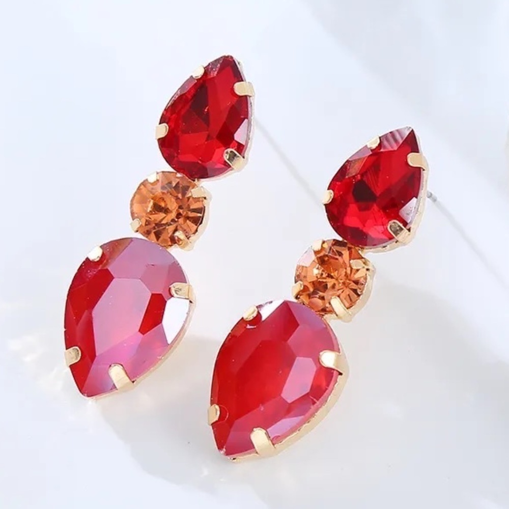 *OTTILIE* Gold x Red Pink Rhinestone Drop-Shaped Fashion Earrings
